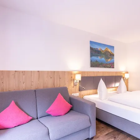 Konukevi Haus Sattelblick Sankt Anton am Arlberg