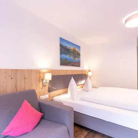 Haus Sattelblick Guest house
