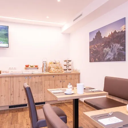 Haus Sattelblick Guest house 2*